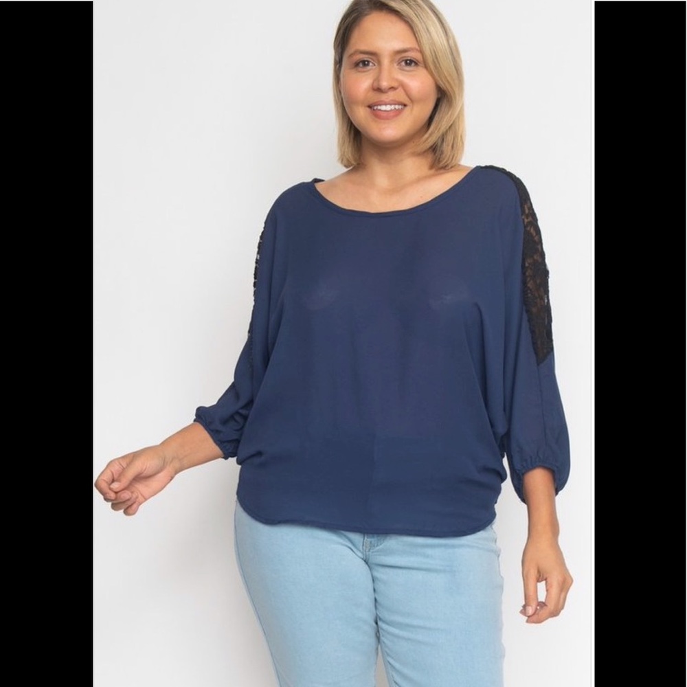Plus Size Lace Sleeve Contrast Top in Blue 3 Pack